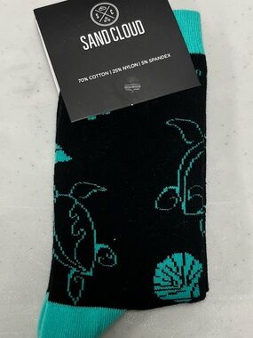 Woman’s Black & Teal Patterned Socks